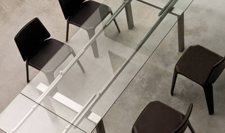 Szklany stół rozkładany Pedrali