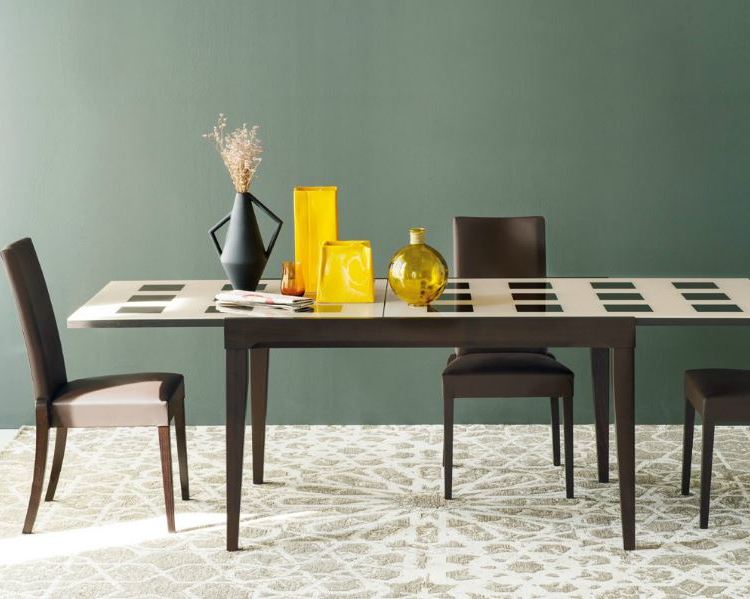 Stół z dekoracyjnym ceramicznym blatem Connubia