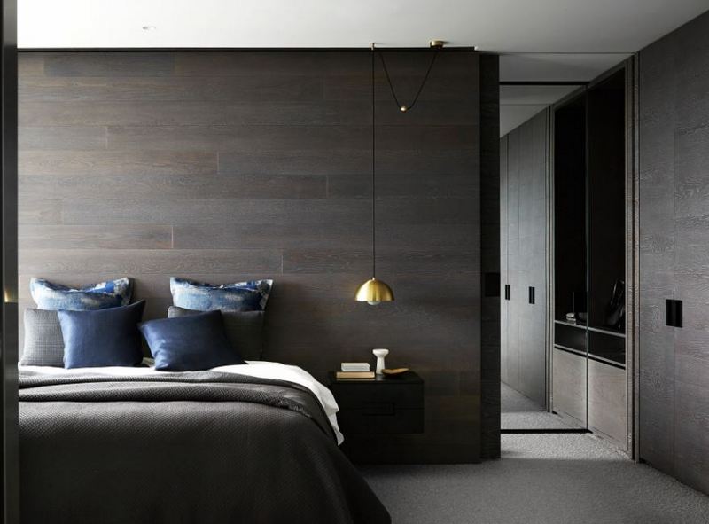 Minimalistyczna sypialnia w drewnie; https://www.mimdesign.com.au/